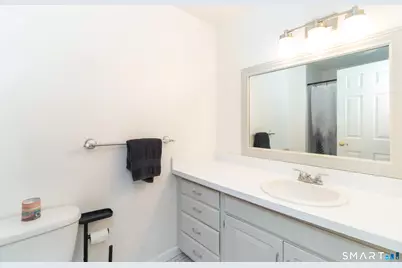 34 Harbour Village #E, Branford, CT 06405 - Photo 18