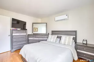 60 Lawn Ave, Stamford, CT 06902 - Photo 18
