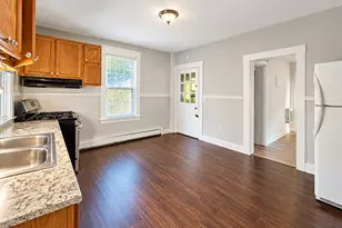 360 Pine St, Waterbury, CT 06704 - Photo 10