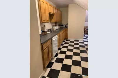 37 Maplewood Avenue #3, West Hartford, CT 06119 - Photo 1
