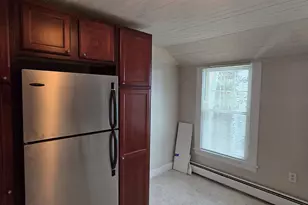154 Washington St, Norwich, CT 06360 - Photo 2
