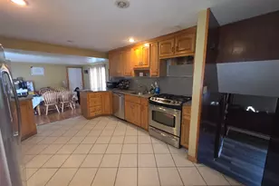 8 Matthew Rd, East Hartford, CT 06108 - Photo 12