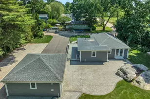 41 Maple St, Stonington, CT 06378 - Photo 4