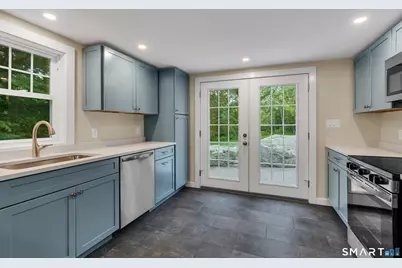 41 Maple Street, Stonington, CT 06378 - Photo 8