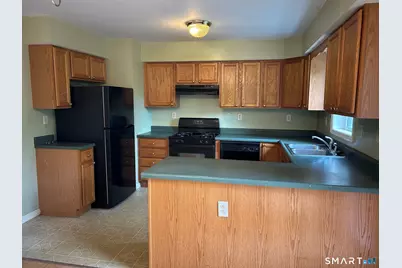 163 Otis Street #D, Stratford, CT 06615 - Photo 4