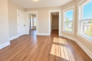 725 Beechwood Ave, Bridgeport, CT 06605 - Photo 8