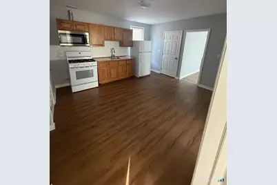 229 Newfield Avenue, Bridgeport, CT 06607 - Photo 2