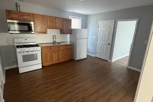 229 Newfield Ave, Bridgeport, CT 06607 - Photo 2