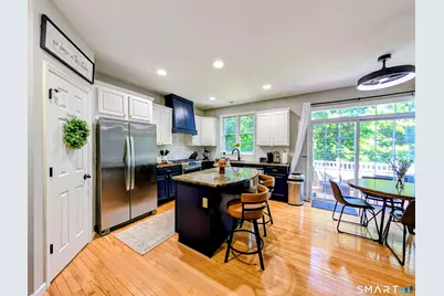 7 Traditions Boulevard #7, Southbury, CT 06488 - Photo 6