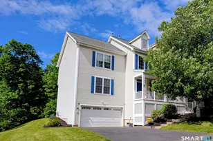 7 Traditions Blvd, Southbury, CT 06488 - Photo 2
