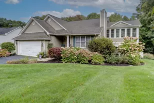 132 Folly Brook Ln, Manchester, CT 06040 - Photo 2