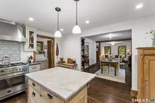 1321 Brookside Dr, Fairfield, CT 06824 - Photo 8
