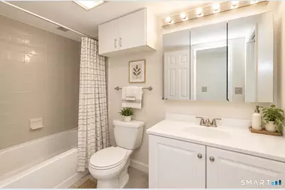 127 Greyrock Place #1707, Stamford, CT 06901 - Photo 4