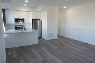 2806 Fairfield Ave, Bridgeport, CT 06605 - Photo 2
