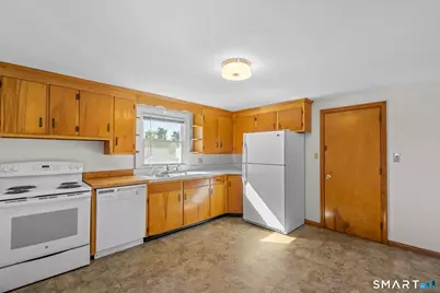 21 Fairfax Avenue, West Hartford, CT 06119 - Photo 20
