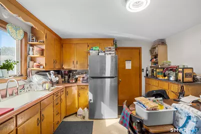 21 Fairfax Avenue, West Hartford, CT 06119 - Photo 14