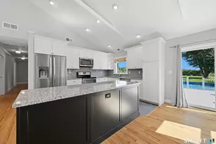 9 Surrey Dr, Brookfield, CT 06804 - Photo 12