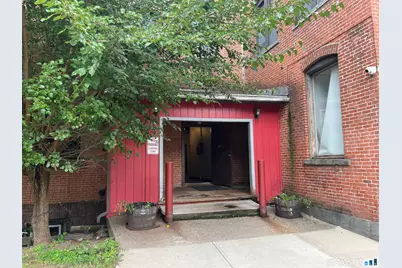 464 Pratt St Extension #203, Meriden, CT 06450 - Photo 2
