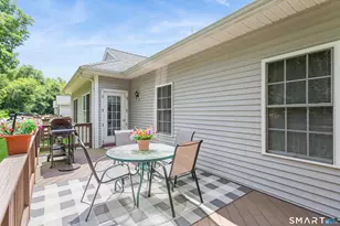 111 Pondview Cir, Beacon Falls, CT 06403 - Photo 6