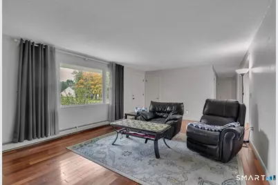 103 Grissom Road, Manchester, CT 06042 - Photo 2