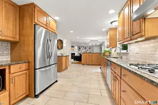 28 Springbrook Rd, Avon, CT 06001 - Photo 6