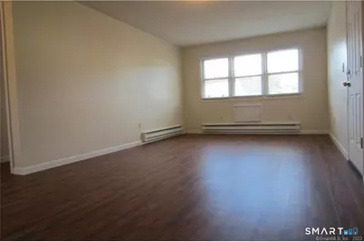 26 Elmview Circle #4, Waterbury, CT 06708 - Photo 6