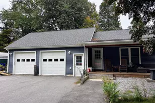 10 Main St, Essex, CT 06426 - Photo 2
