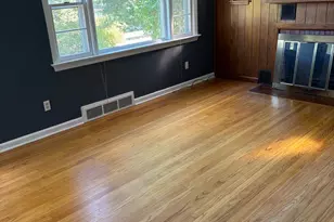 32 Old Hawleyville Rd, Bethel, CT 06801 - Photo 6