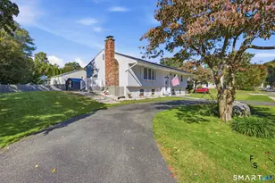 17 Pioneer Dr, Enfield, CT 06082 - Photo 2