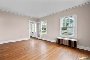 19 Moore St, Manchester, CT 06040 - Photo 6