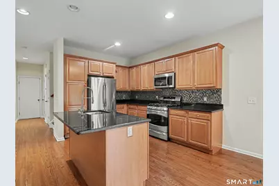 4 Bristol Terrace #4, Danbury, CT 06810 - Photo 6