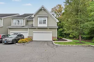 4 Bristol Terrace, Danbury, CT 06810 - Photo 1