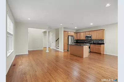 4 Bristol Terrace #4, Danbury, CT 06810 - Photo 12