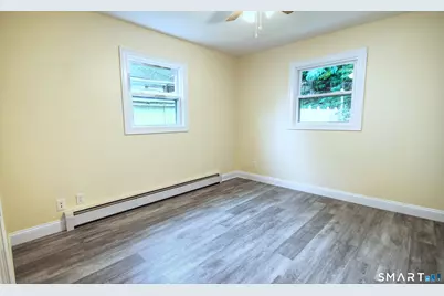 136 Hillside Avenue, Shelton, CT 06484 - Photo 10