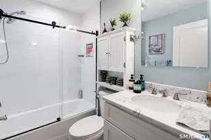 82 Columbus Pl, Stamford, CT 06907 - Photo 18