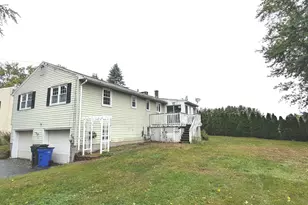 12 Dewey Ave, Windsor Locks, CT 06096 - Photo 2