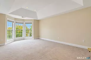 19 Orwich Ct, Danbury, CT 06810 - Photo 14