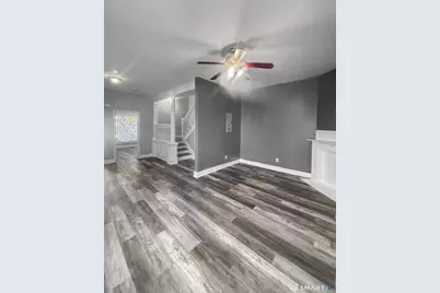 136 Washington Terrace, Bridgeport, CT 06604 - Photo 10
