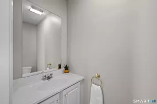372 Meridian St Ext, Groton, CT 06340 - Photo 14