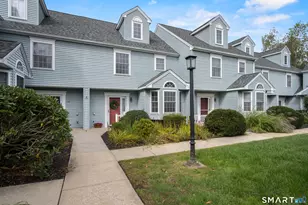 372 Meridian St Ext, Groton, CT 06340 - Photo 1