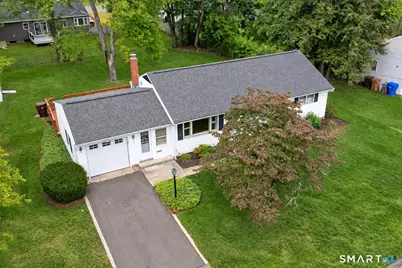 3 Sun Street, Enfield, CT 06082 - Photo 2