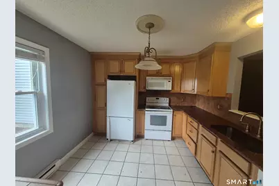 111 Mohican Avenue #2, Waterbury, CT 06708 - Photo 2