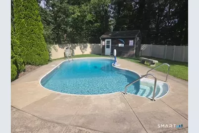 22 Woodlawn Drive, Torrington, CT 06790 - Photo 2