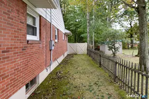 22 Woodlawn Dr, Torrington, CT 06790 - Photo 28