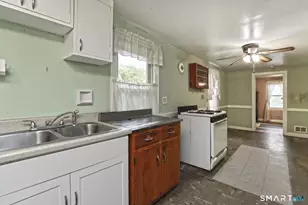 94 Robart St, West Haven, CT 06516 - Photo 18