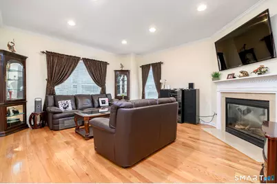 109 Park Avenue #6, Danbury, CT 06810 - Photo 6