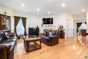 109 Park Ave, Danbury, CT 06810 - Photo 4