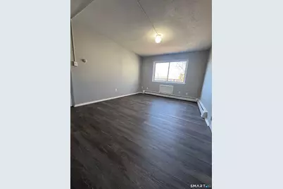 129 Black Rock Avenue #14, Bridgeport, CT 06605 - Photo 4