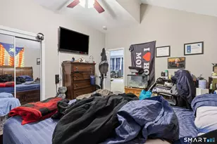 118 Columbia St, Meriden, CT 06451 - Photo 34