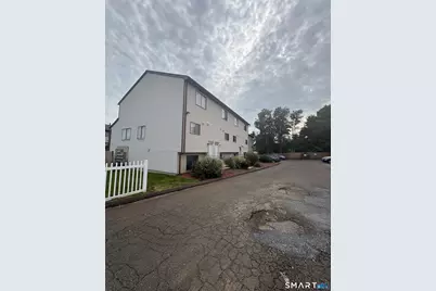 790 First Avenue #18, West Haven, CT 06516 - Photo 2
